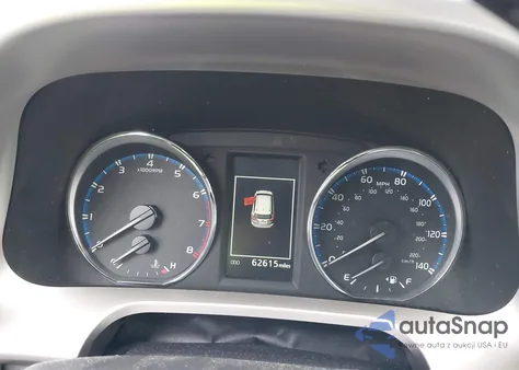 2016 Toyota Rav4 Xle из США, поврежденный, VIN JTMRFREV8GJ094213